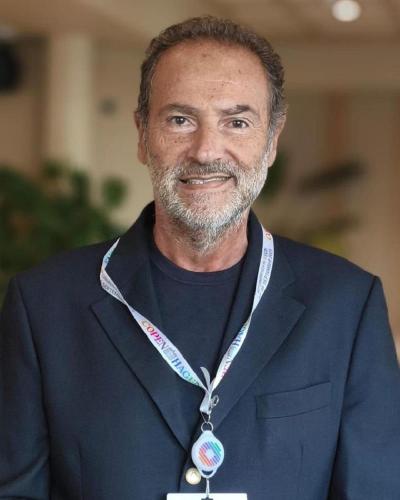 Dr Renato De Natale Refractive and aesthetic ophthalmologist Italy France
